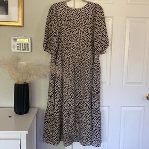 Black and white floral maxi with midi sleeves.